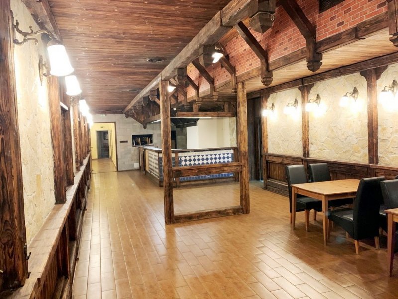Bejáratott vendégkörrel rendelkező étterem kiadó