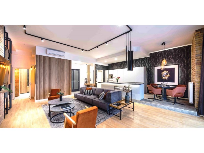 LOFT STÍLUS LUXUS ELEGÁNS ERKÉLYES GIZELLA MALOM