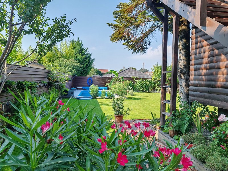 Nagy családosoknak vagy két generáció számára!