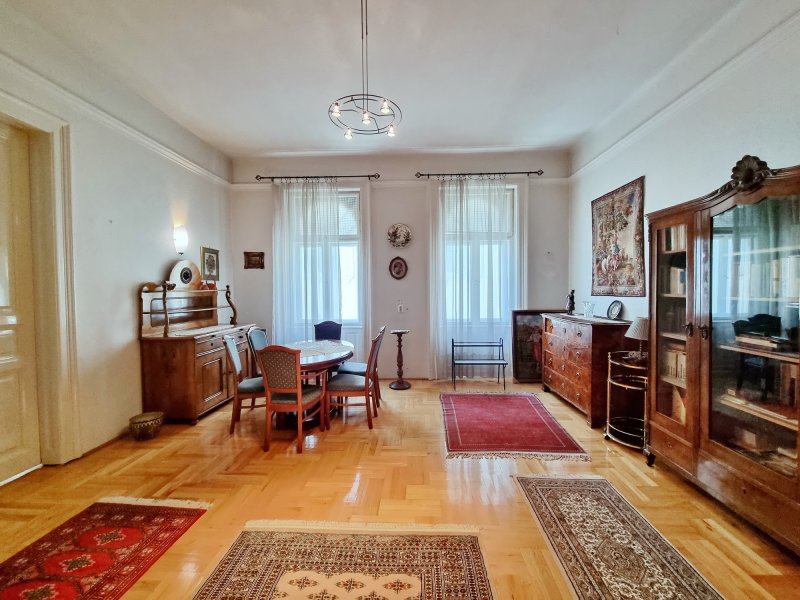 LEHETŐSÉGEK TÁRHÁZA A BELSŐ FERENCVÁROSBAN