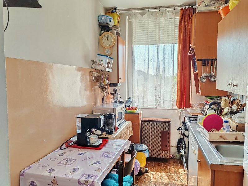 3 szobás, erkélyes lakás a Nyuszi sétányon eladó