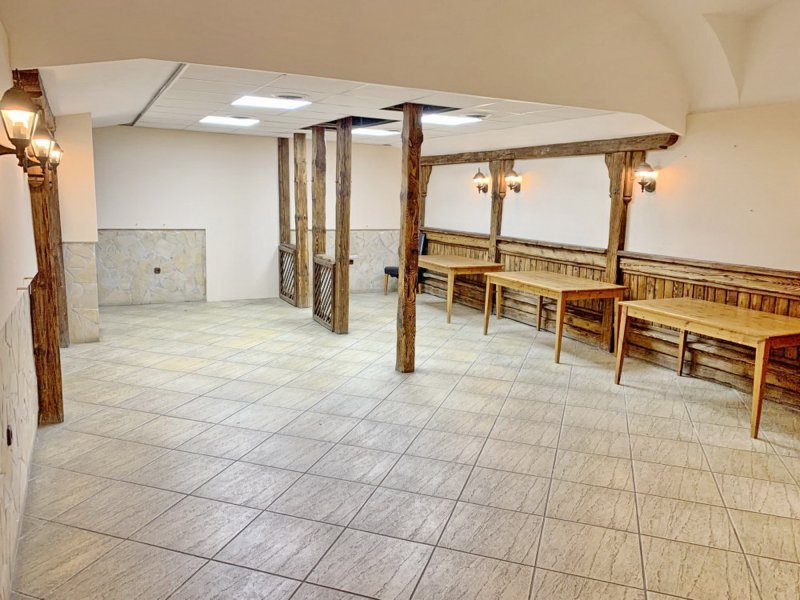 Bejáratott vendégkörrel rendelkező étterem eladó