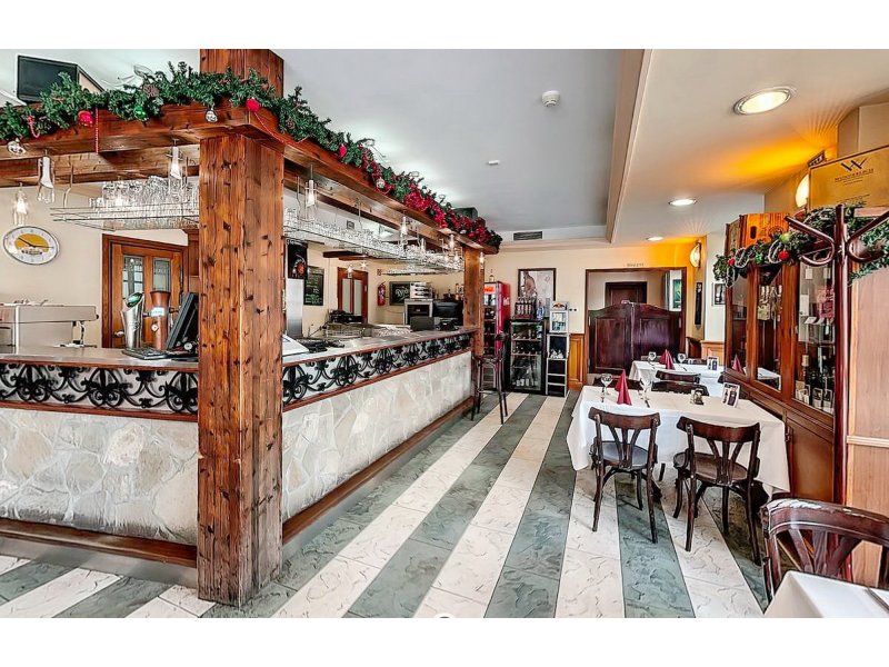 Bejáratott vendégkörrel rendelkező étterem eladó