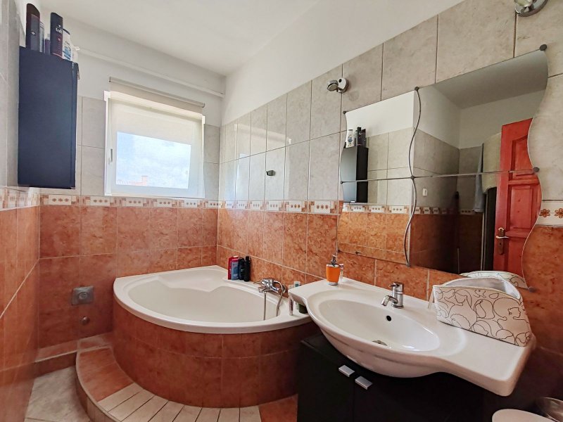 4 szobás, napelemes, csodálatos ingatlan eladó! 