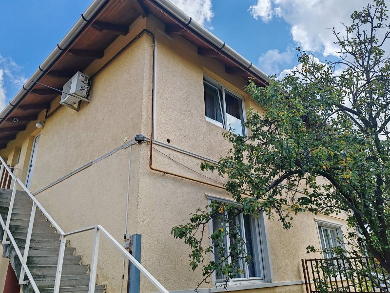 4 szobás, napelemes, csodálatos ingatlan eladó! 