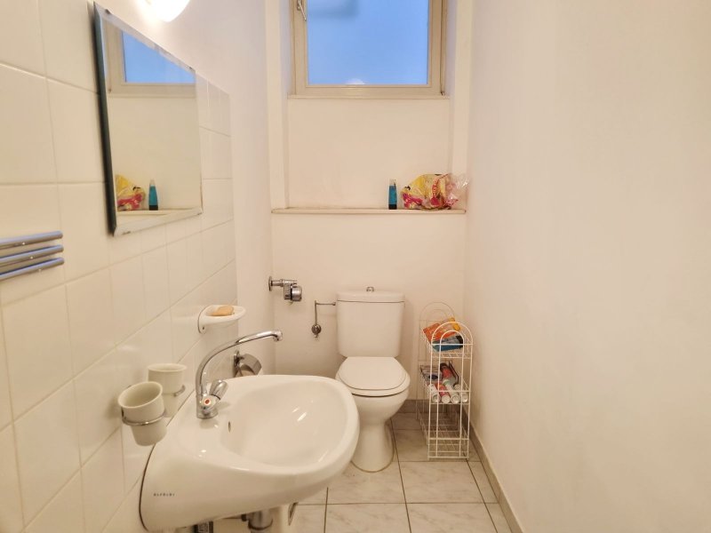 Eladó lakás a Palotanegyed szívében, műemléki környezetben, ritka lehetőség a Dégenfeld-Schomburg-palotában!