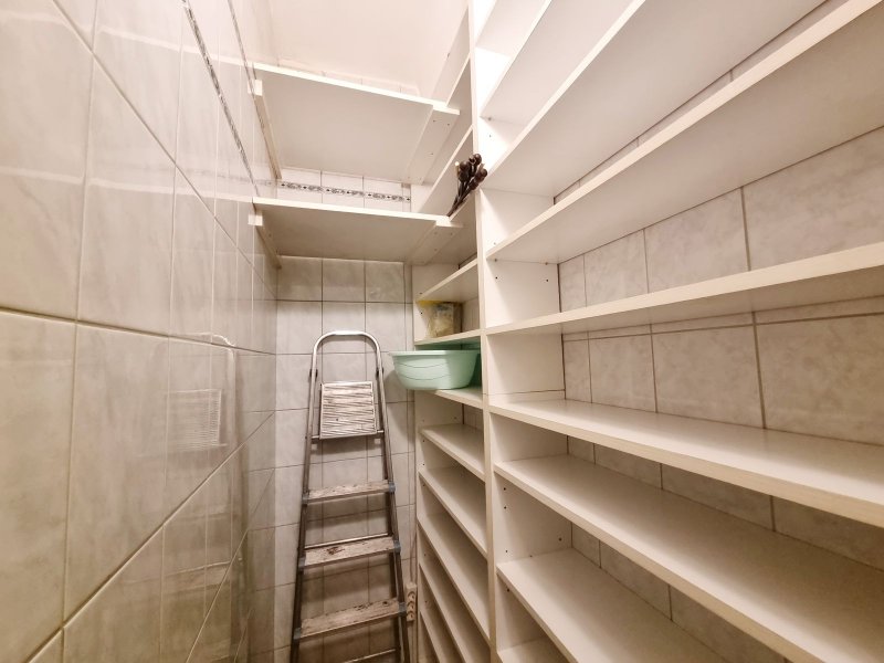 Eladó lakás a 9. kerületben, az Ipar utcában, kiváló elhelyezkedéssel!