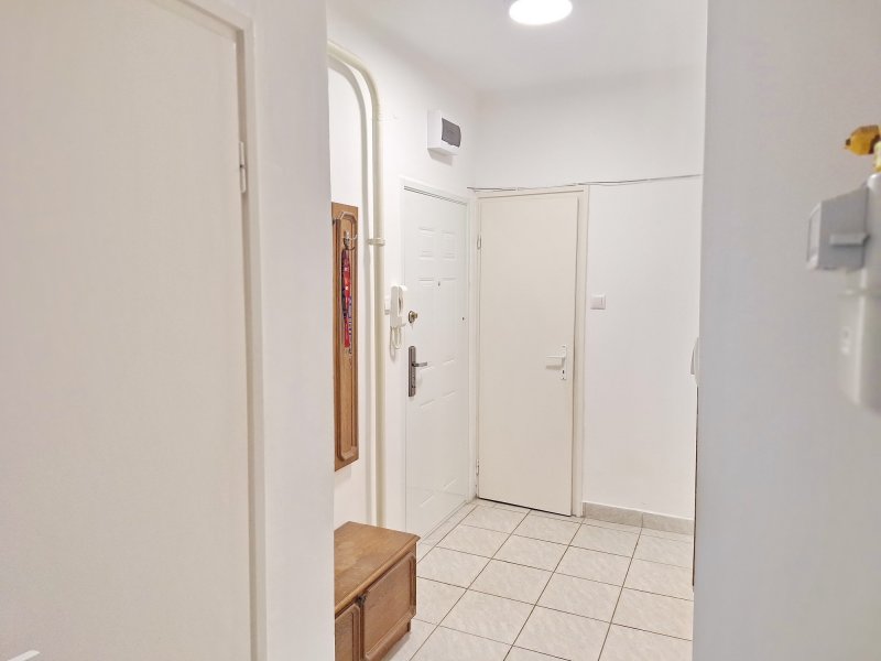 2 szobás, erkélyes, földszinti lakás Csepel kedvelt részén, zöldövezetben