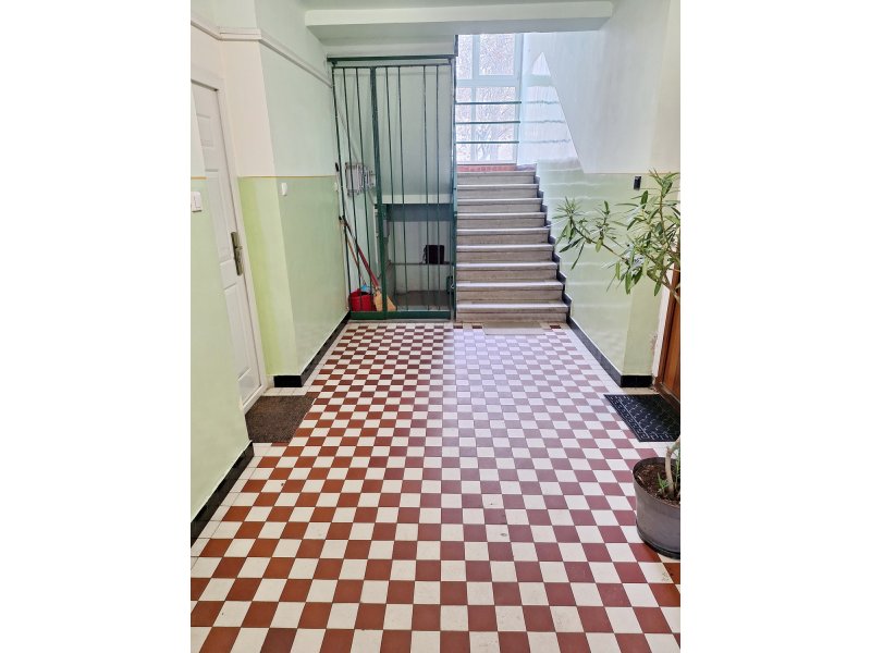 2 szobás, erkélyes, földszinti lakás Csepel kedvelt részén, zöldövezetben