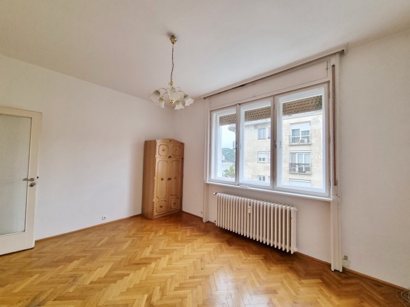 DUNAI PANORÁMÁS, ERKÉLYES KIADÓ LAKÁS