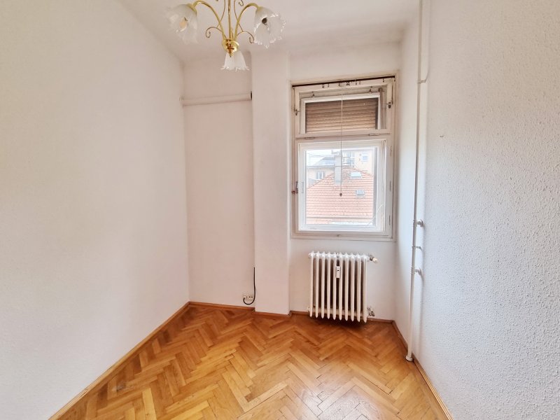 DUNAI PANORÁMÁS, ERKÉLYES KIADÓ LAKÁS