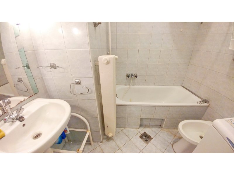 DUNAI PANORÁMÁS, ERKÉLYES KIADÓ LAKÁS