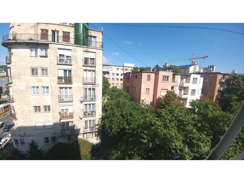 DUNAI PANORÁMÁS, ERKÉLYES KIADÓ LAKÁS