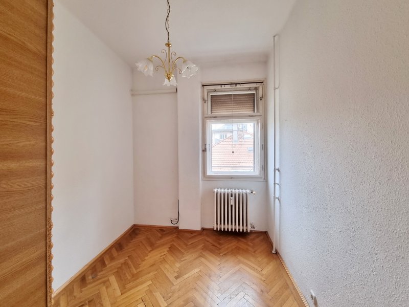 DUNAI PANORÁMÁS, ERKÉLYES KIADÓ LAKÁS