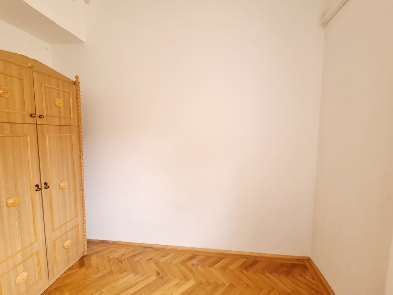 DUNAI PANORÁMÁS, ERKÉLYES KIADÓ LAKÁS