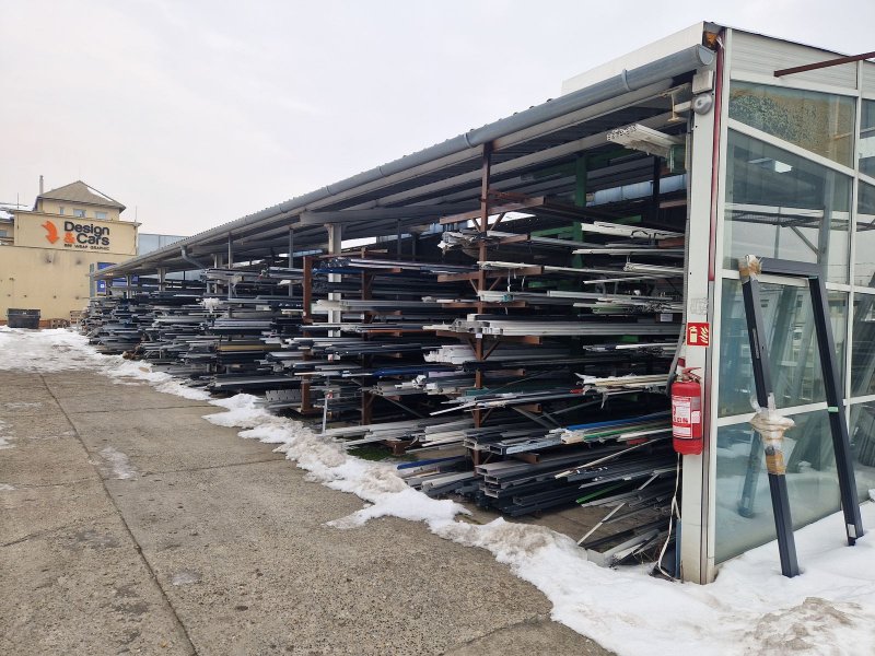 Ipari csarnok befektetőknek vagy saját használatra