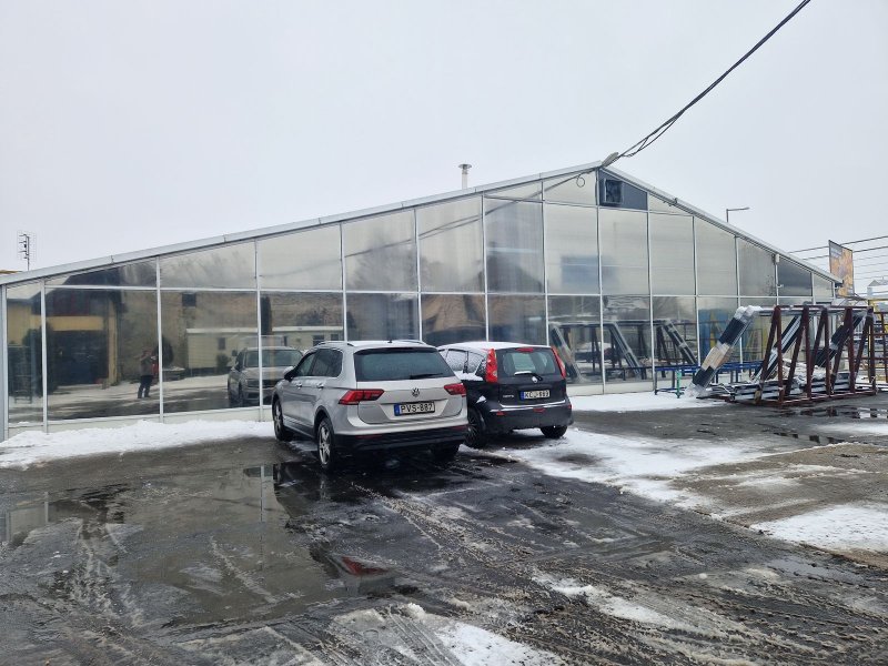 Ipari csarnok befektetőknek vagy saját használatra