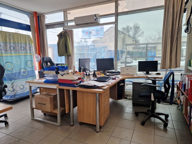 Ipari csarnok befektetőknek vagy saját használatra