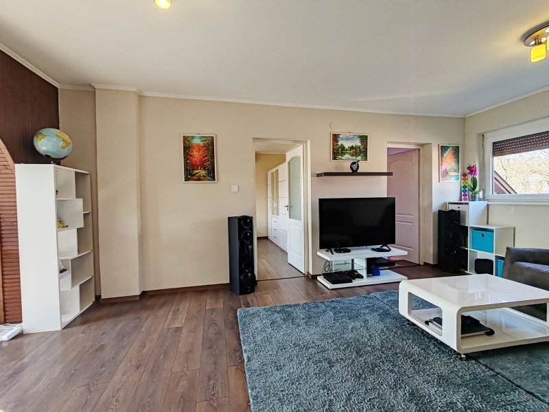 Kertvárosi társasházi lakás eladó!