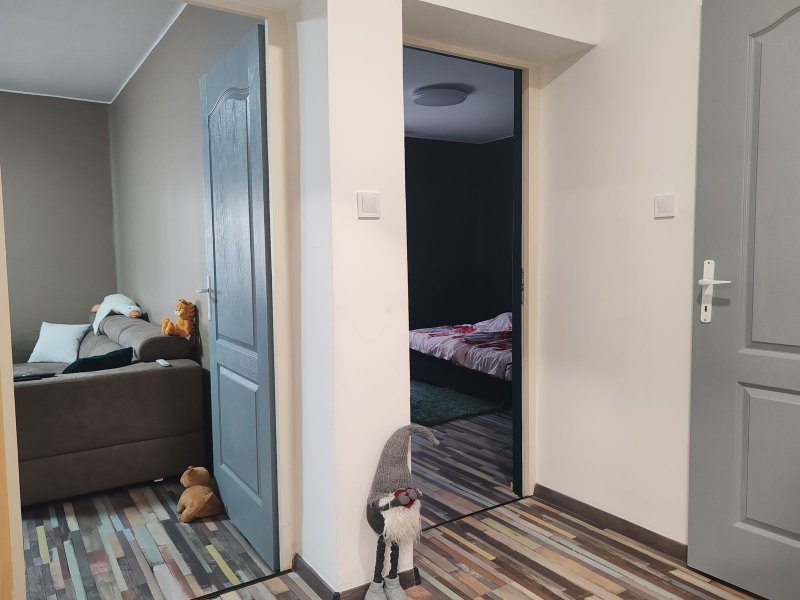 Kertes társasházi lakás eladó!