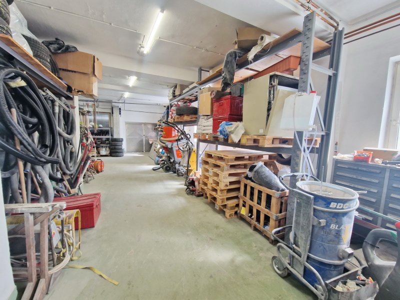 Az a telephely, ahol végre egy helyen működhet a raktár, a műhely és az iroda, kompromisszumok nélkül.