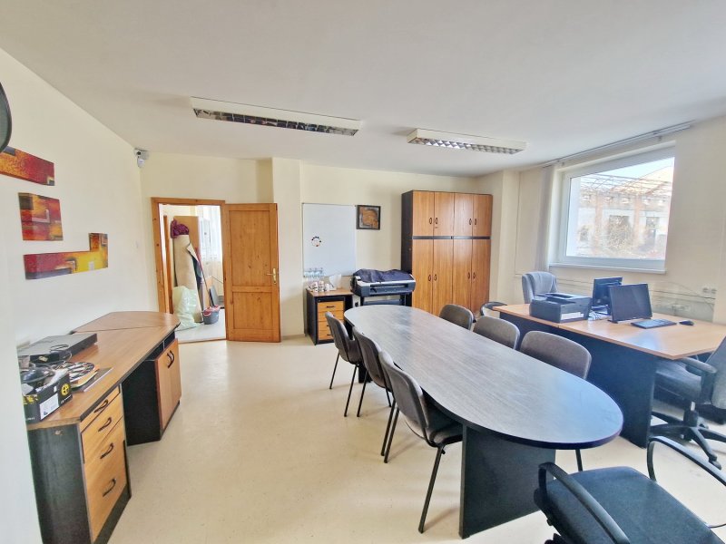 Az a telephely, ahol végre egy helyen működhet a raktár, a műhely és az iroda, kompromisszumok nélkül.