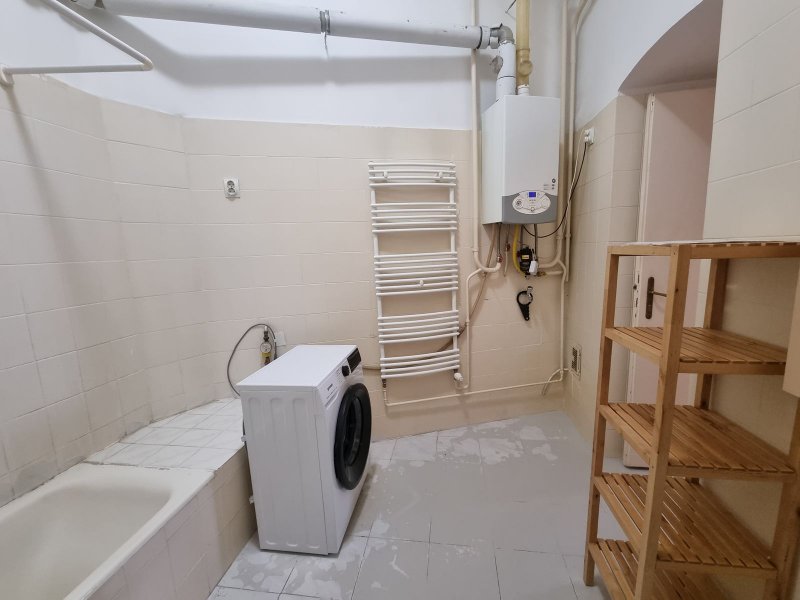 Tágas, nagypolgári ingatlan a megújult Ferencvárosban!