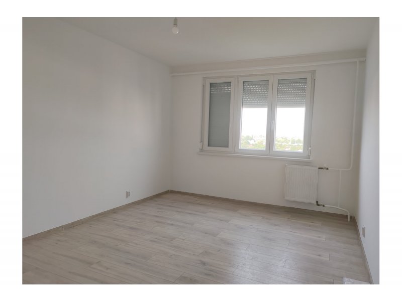 Központi elhelyezkedés, panorámás kilátás, teljes körű felújítás, 59 nm-es, 1+2 szobás lakás Csepel szívében!