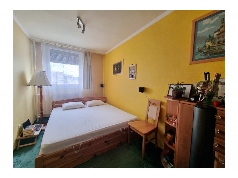 Panorámás, 3 szobás lakás a Corvin sétány közelében, kiváló otthon vagy befektetés!