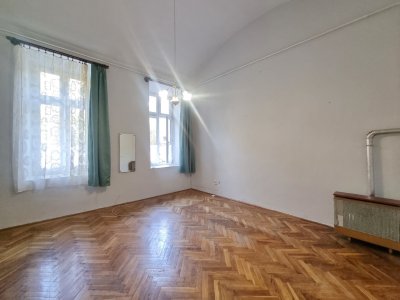 Eladó 32 m²-es, galériázható lakás a IX. kerületben!