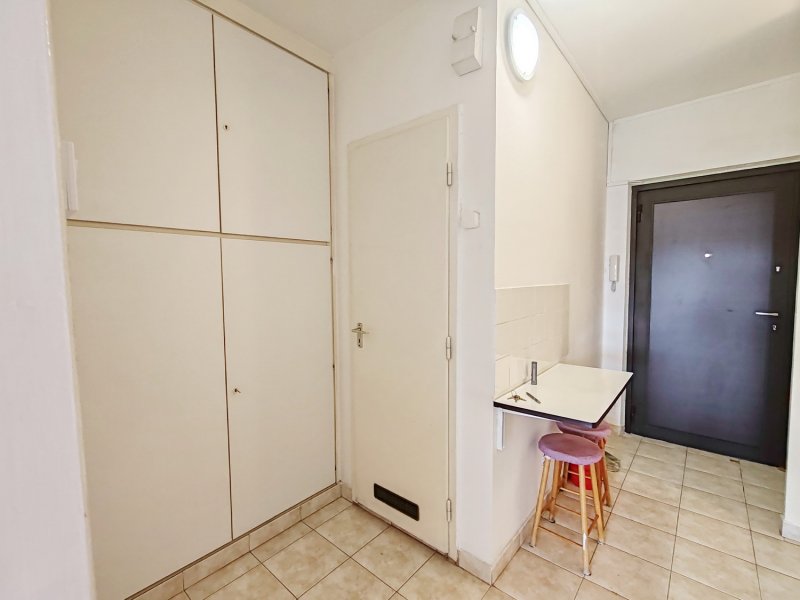 Csodálatos panorámával 1 szobás lakás kiadó