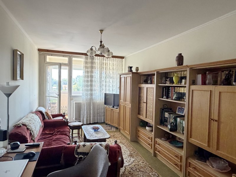 ZUGLÓ KÖZPONTI, MÉGIS CSENDES RÉSZÉN PANORÁMÁS, IGÉNYES PANELLAKÁS KIZÁRÓLAG NÁLUNK ELADÓ! 