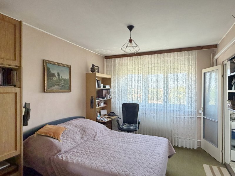 ZUGLÓ KÖZPONTI, MÉGIS CSENDES RÉSZÉN PANORÁMÁS, IGÉNYES PANELLAKÁS KIZÁRÓLAG NÁLUNK ELADÓ! 
