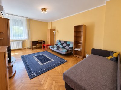 Kiadó lakás a Corvin Plázánál!