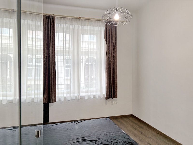 Kulcsrakész designer lakás a Bajnok utcában. Hitelezhető, alacsony rezsivel, vadonatúj Gree klímával!
